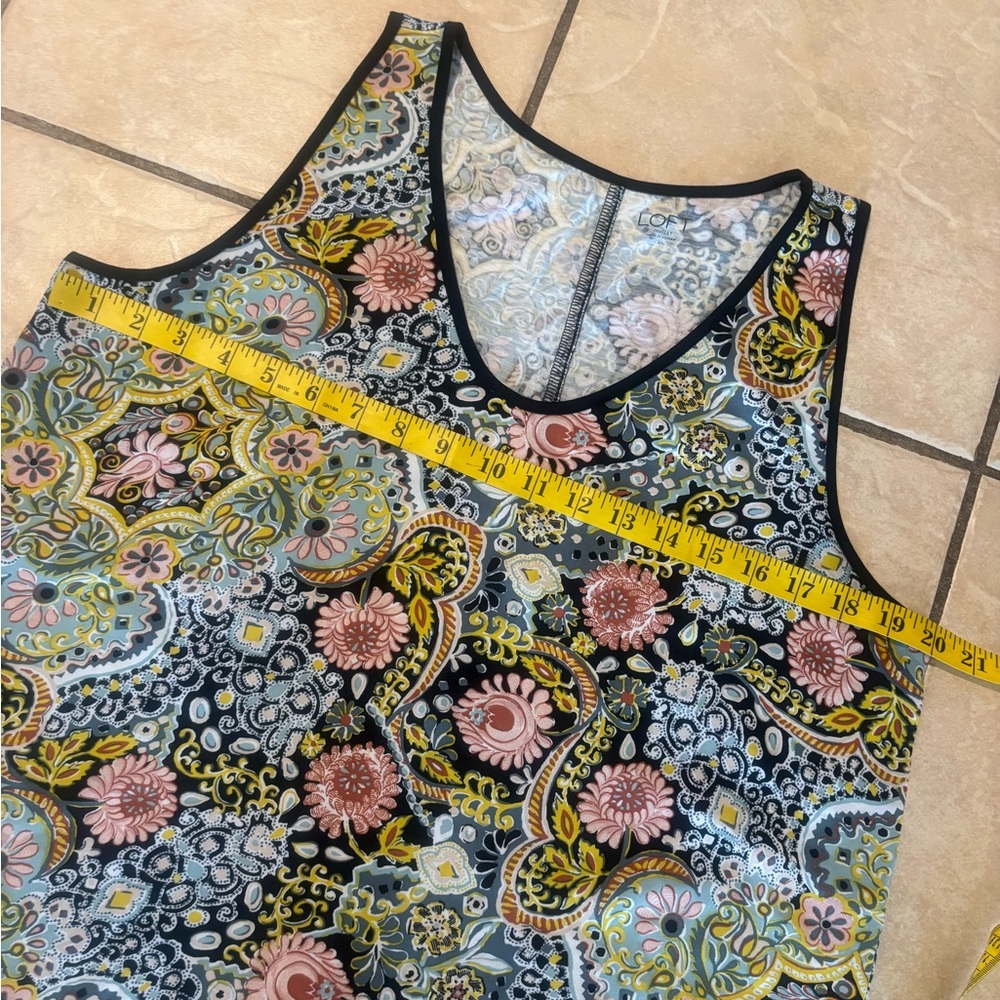 5/$25 Loft Floral Sleeveless‎ Tank Top - Picture 4 of 5